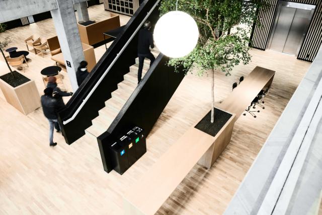 Abfalltrennung am Firmeneingang