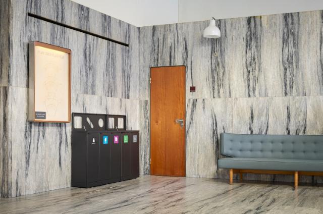 Bica Modell 869 Abfalltrennung 3x65 Liter Geformte Öffnung Anthrazit